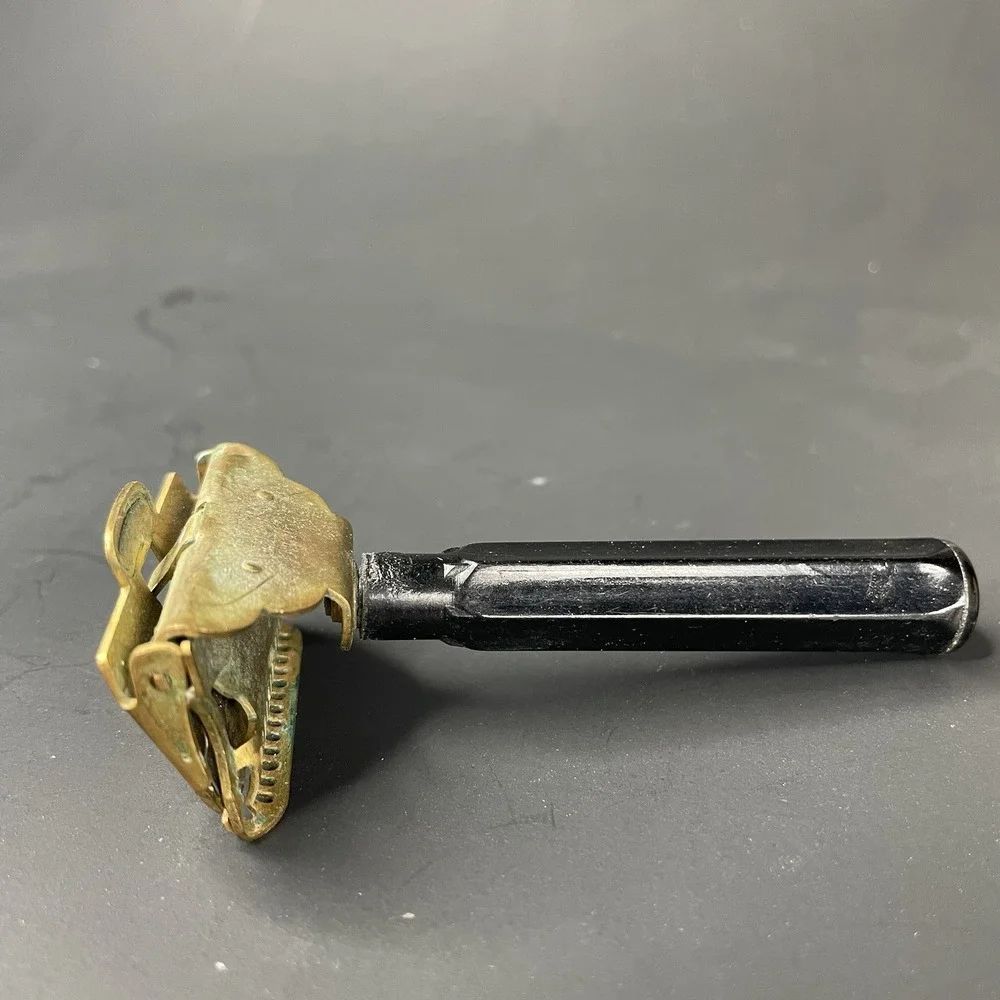 VINTAGE GEM JUNIOR SAFETY RAZOR IN ORIGINAL BOX The Parade Black Gold Tone‎